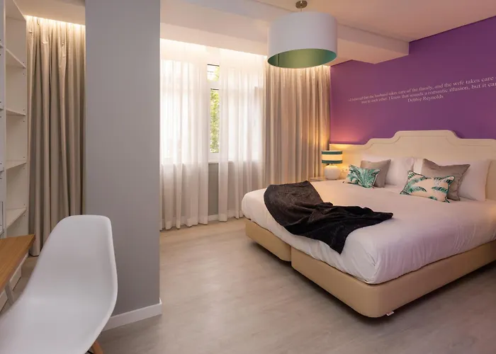 Chic 4* Parede