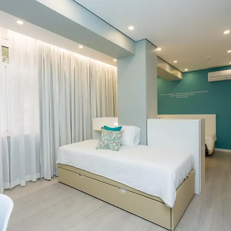 Chic 4* פארדס